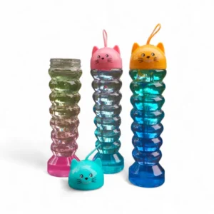 Färgglada flaskor med kattmotiv fyllda med gel-slime